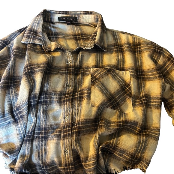 FADED ROSE CROP BROWN BEIGE & BLACK LONG SLEEVE BUTTON DOWN FLANNEL SIZE XL - Picture 11 of 17